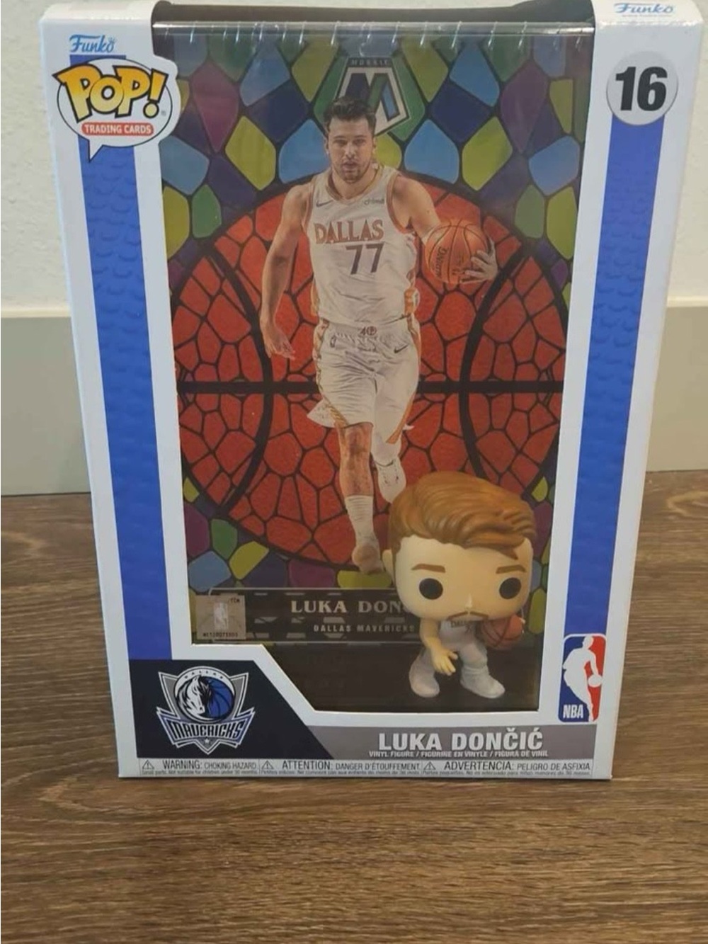 Luka Dončić Funko PoP Display/ Dallas Mavericks/#16/new/original packed.